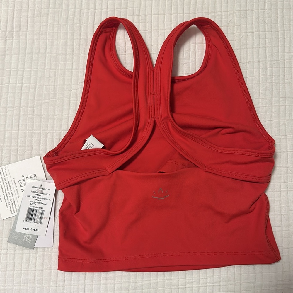 Beyond Yoga POWERBEYOND™ Strive Cropped Tank - Retro Red - Picture 2 of 6